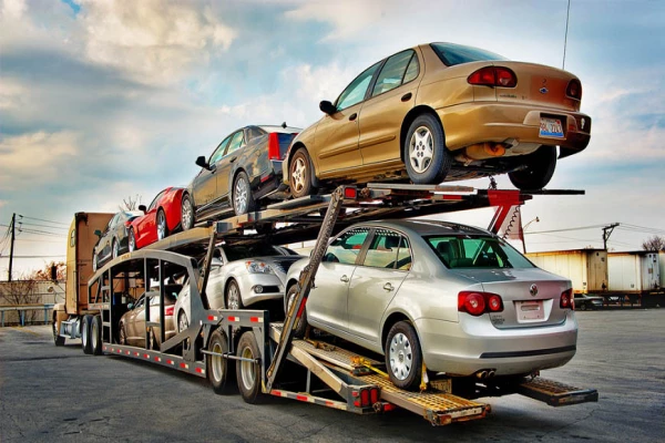 Get free quotes for car shipping in Dubai