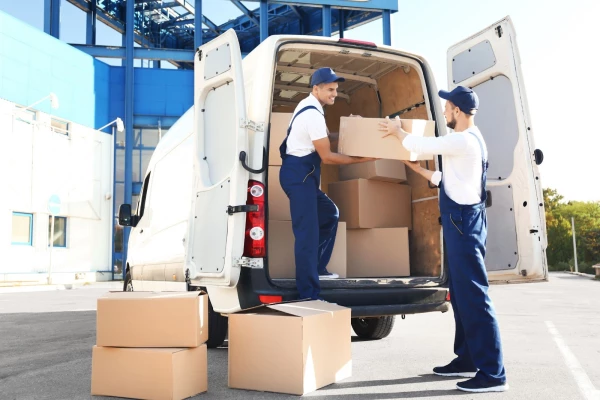 Get free quotes from international movers in Dubai