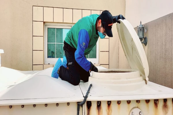 Looking for water tank cleaning services in Dubai?