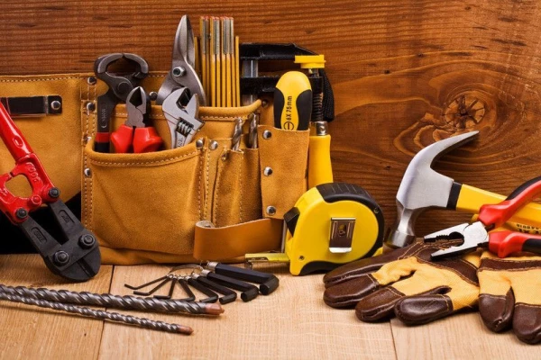 Book a handyman Dubai for AED 99 for any maintenance service